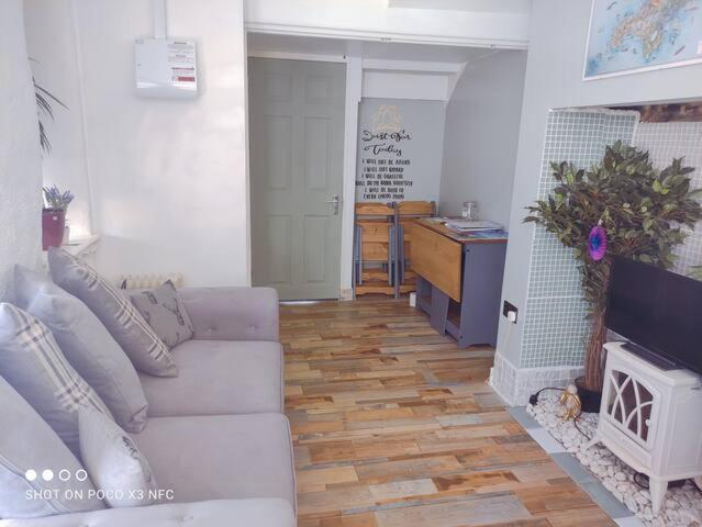 Cosy Wellbeing Stays On Cornish Coast Falmouth Exteriér fotografie